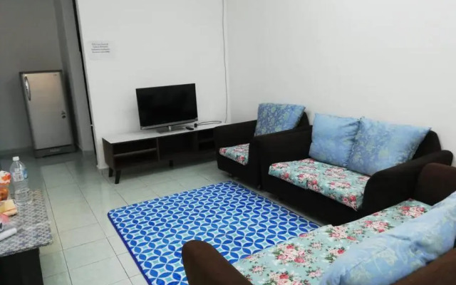 Cozy Terraced Klia Sepang