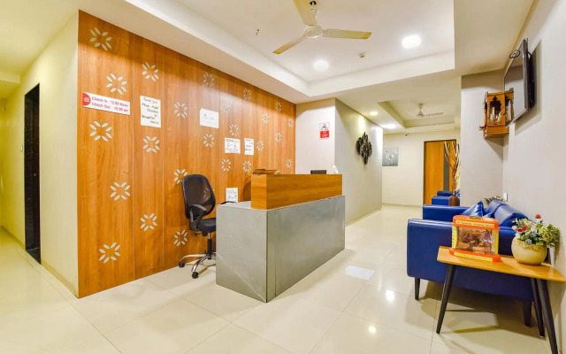 Flagship 76949 Hotel Happinex