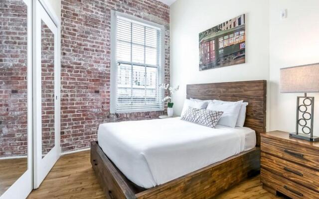 Cozy Condos near French Quarter