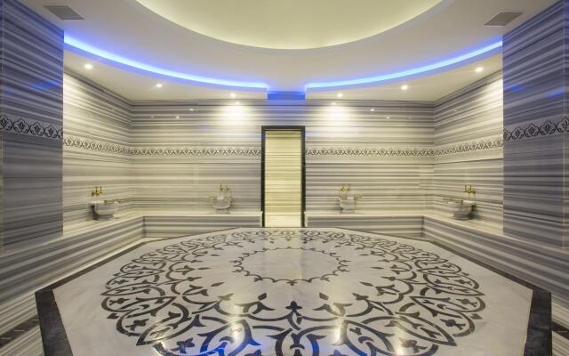 Water Side Resort & Spa