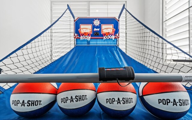 Otium Rentals San Juan City Apartment w Basketball Arcade