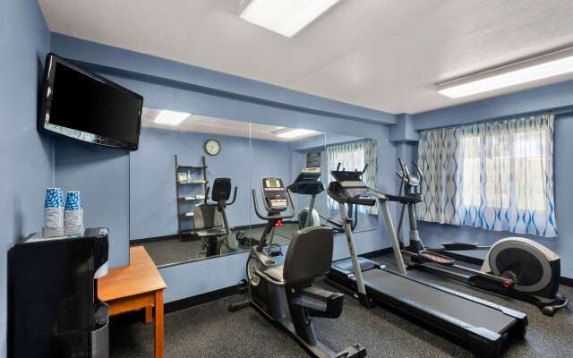 Days Inn by Wyndham Newton