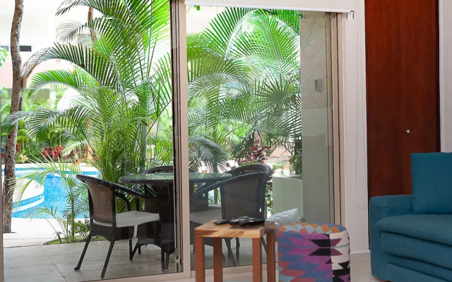 Puerta Zama 107 by BRM