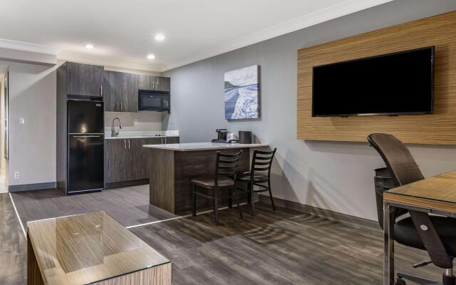 The Encinitan Hotel & Suites