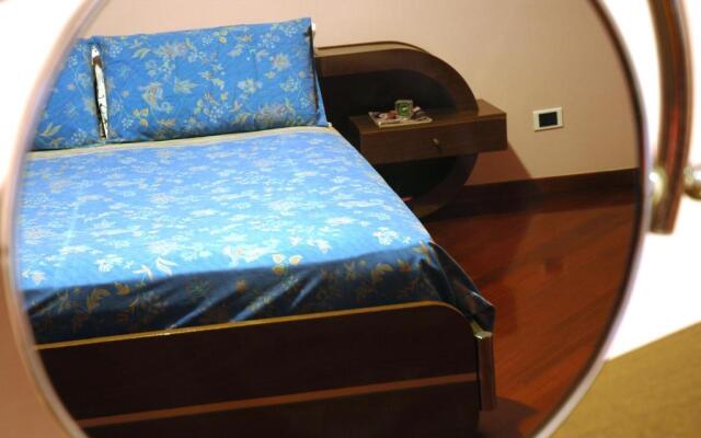 Liana Guest House