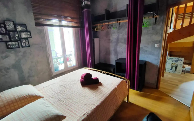 Duplex maison de village, plages, LESCLESDENICOLE