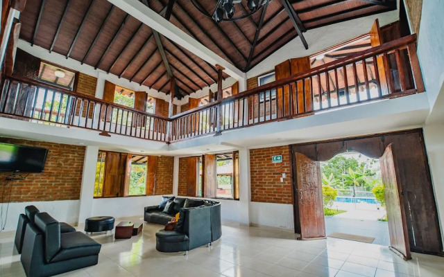 Sol y Luna Country House in Quindo