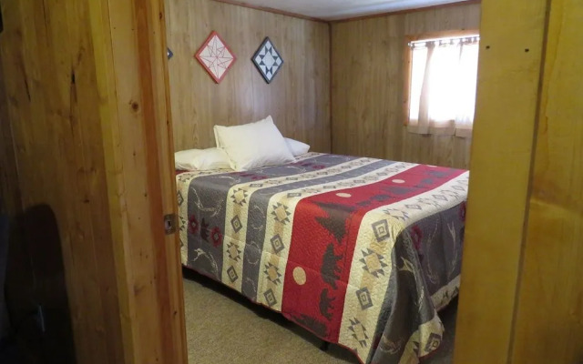 Eagle Nest Cabins & Marina