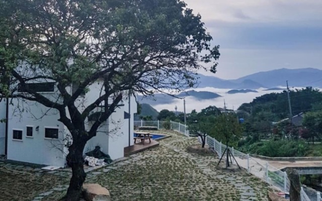 Danyang P and P Pension