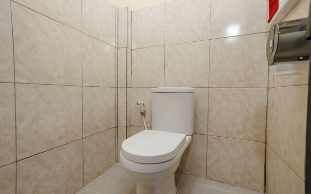 RedDoorz near DBL Arena