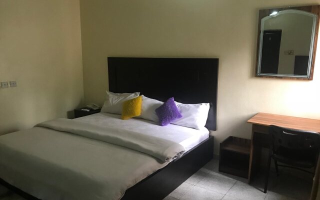 City Travels Inn