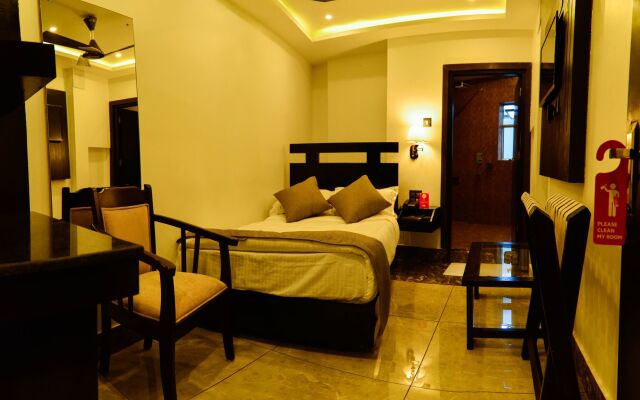OYO 6645 Hotel Sapphire