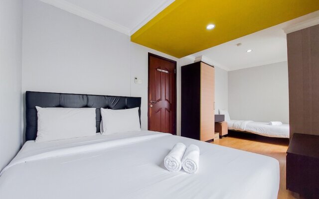 Comfort And Simply Look 2Br At Great Western Apartment