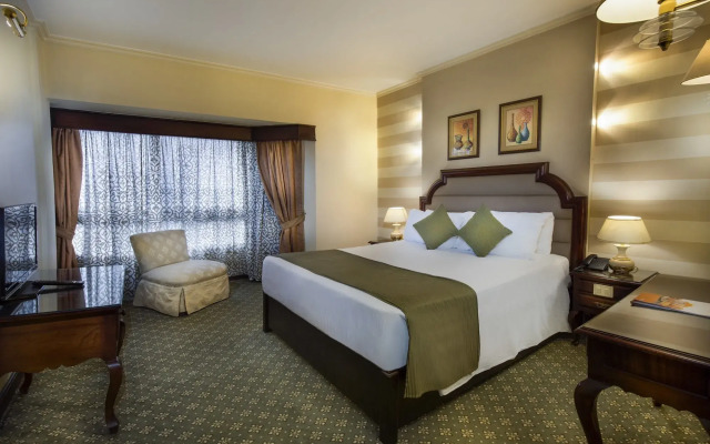Pyramisa Suites Hotel Cairo