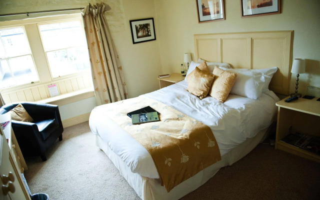 The Plough Inn