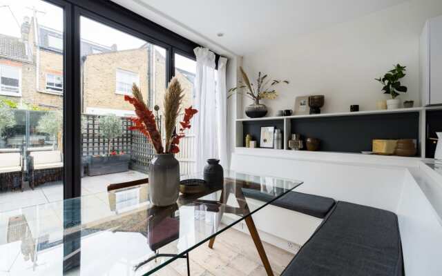 The Fulham Nook - Modern & Stunning 4BDR Home with Garden