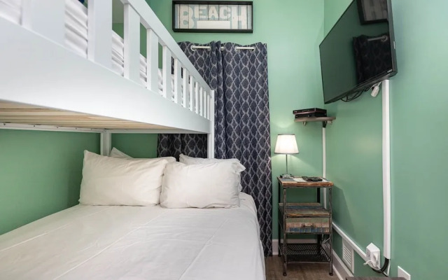 Seawind 809 3 Bedroom Condo