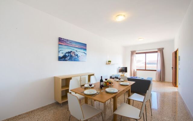 Villa - 12 Bedrooms with Pool and WiFi - 104971
