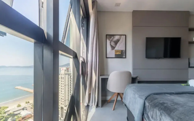 MHFBs Edifício Moderno piscina vista mar