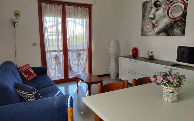 Wonderful two Bedroom Apartment Close to the Beach