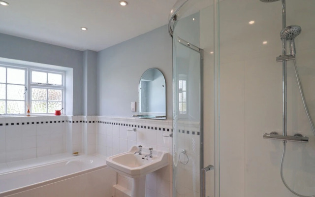 Charmouth Lodge