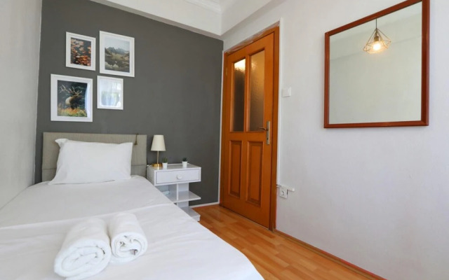 Stylish and Convenient Apartment in Sisli