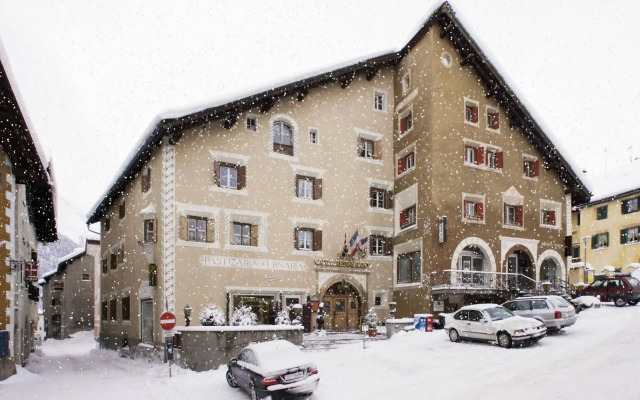 hotelImage