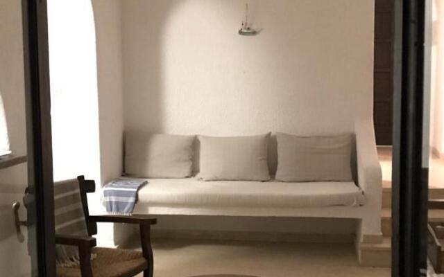 Elea Apartment