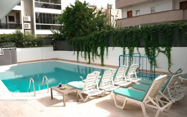 Ulas Apart Otel