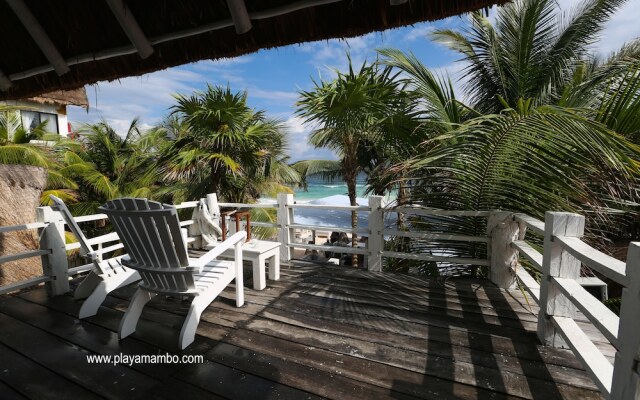 Playa Mambo Eco Cabañas