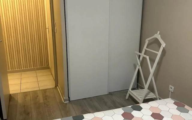 Appt intime, Près d'Arènes, 10min centre, WIFI