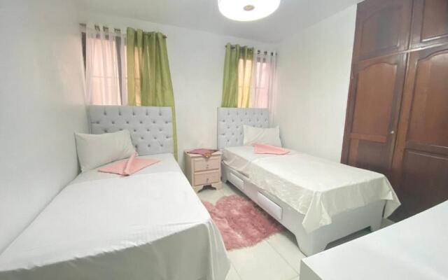9 Cozy3bedroomsaptparkingwififreemonumentoarea