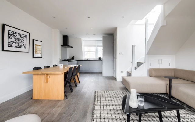Leicester Square Apartments