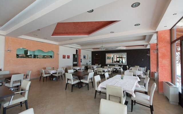 Flisvos Rooms