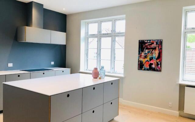 aday - Modern Living - Room One - Aalborg Center