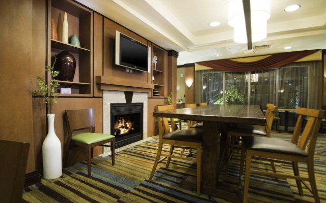 Fairfield Inn and Suites by Marriott Burley