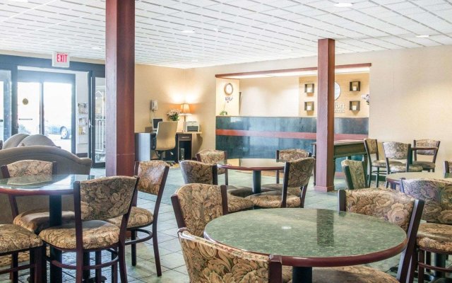 Comfort Inn & Suites Maumee - Toledo (I80-90)