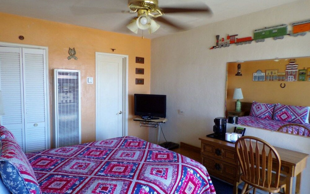 Cypress Tree Motel