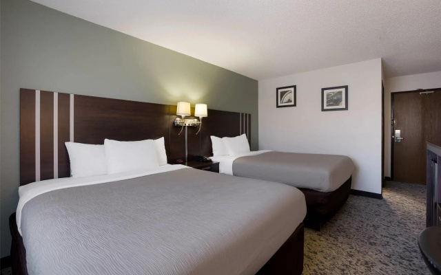 Quality Inn Hall of Fame