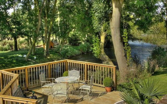 Goss Hall Bed & Breakfast