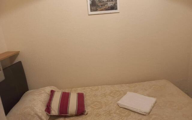 Lispool Bangla Guest House