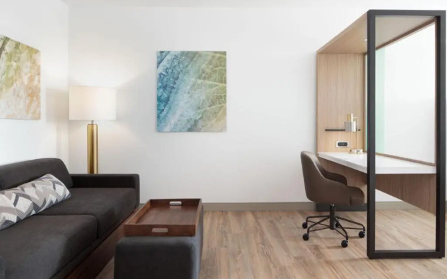 SpringHill Suites Roanoke North