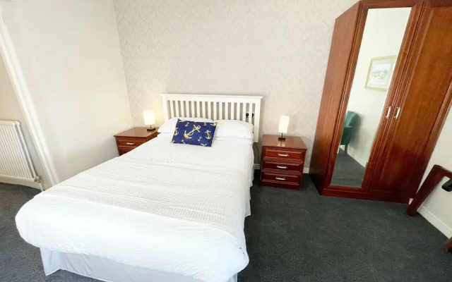 Anchor Hotel