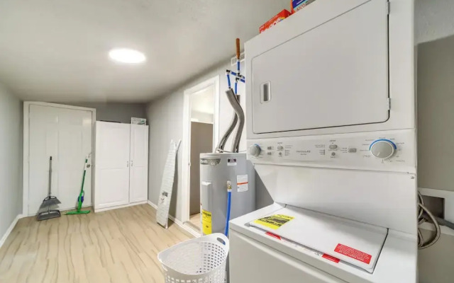 Convenient Tulsa Home - 2 Mi to Downtown!