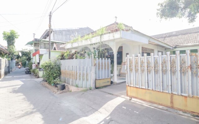 Adil Jaya Homestay