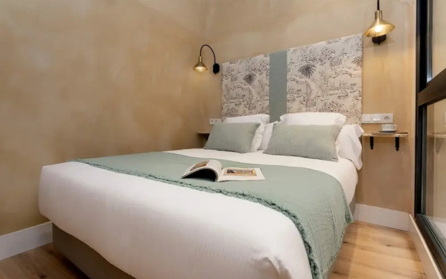 Exclusive Apartment Near Cathedral Rodrigo Caro IV
