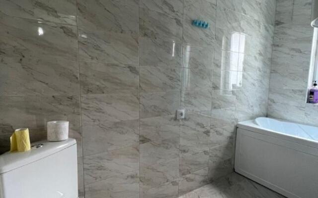 Дом на Магомеда Дадаева 25