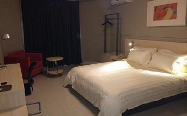 Jinjiang Inn Select Zhengzhou Gaoxin District Wutong Street Branch