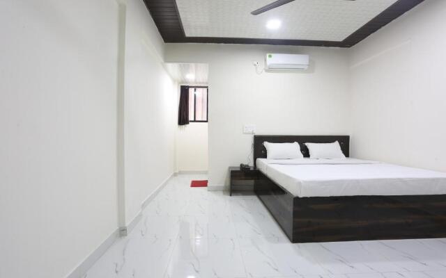 Capital O 85712 Hotel Star Inn