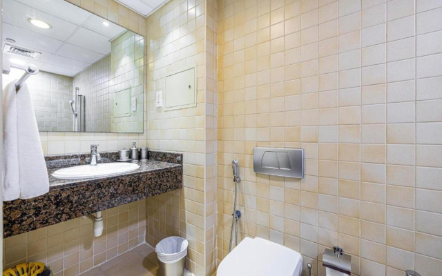Stylish studio w/balcony close to the beach JBR